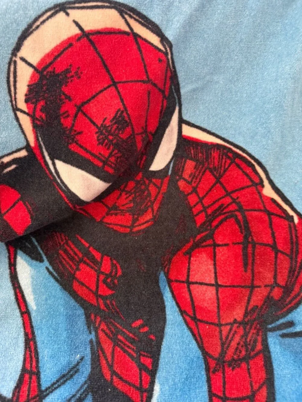 Marvel Spider-Man Cotton Beach Towel Red & Blue Web-Slinger Design 28